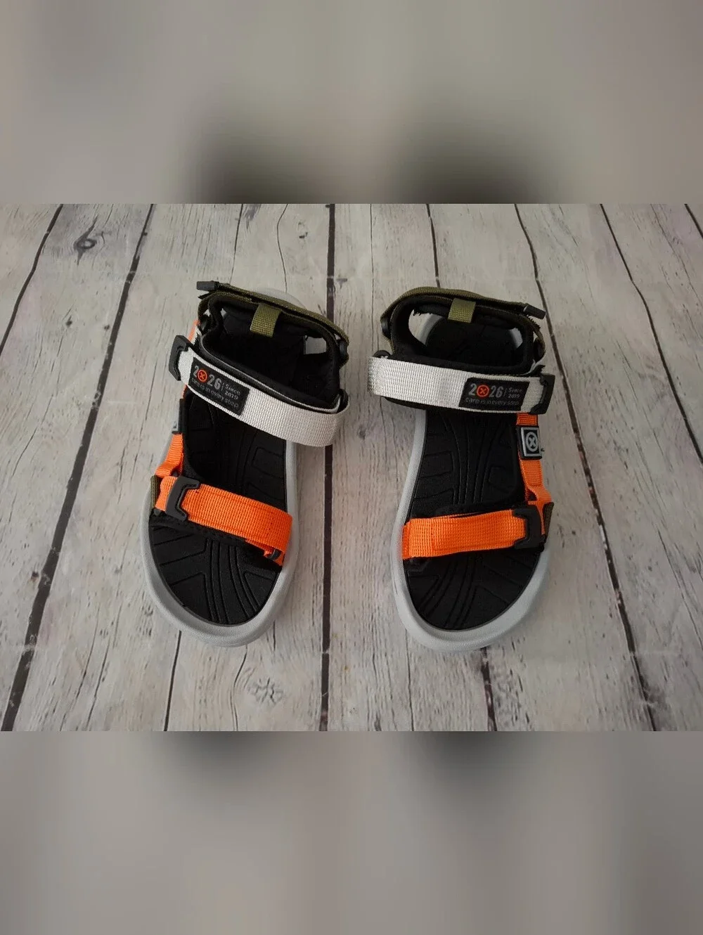 NWOT Kids Sandals With Adjustable Straps - 3